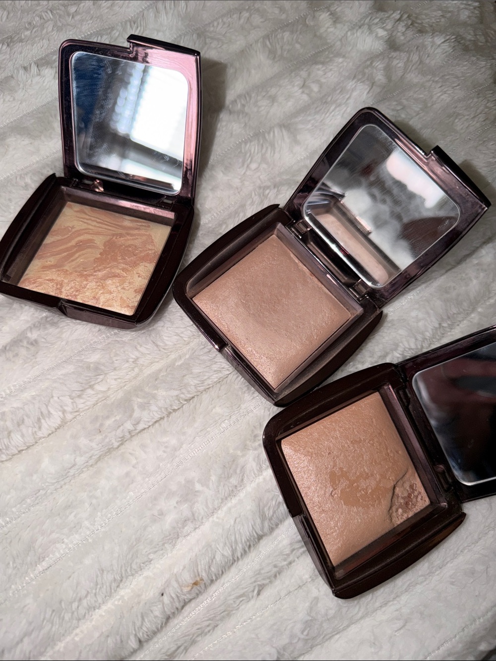 Set of 3 Hourglass Ambient. Dim, Luminous & Ambient lighting infinity excellent!